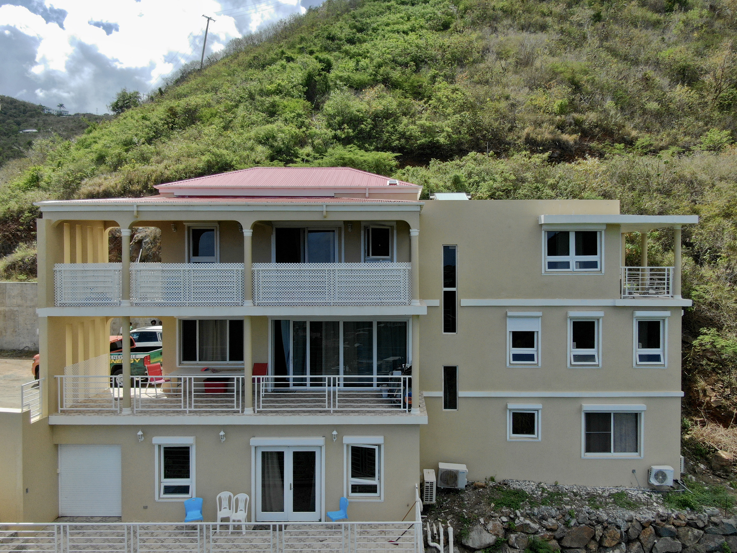 La Vida Homes, Eagle's Nest TigerQi Architecture